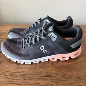 On Running Women's Cloudflow 3.0 size 10